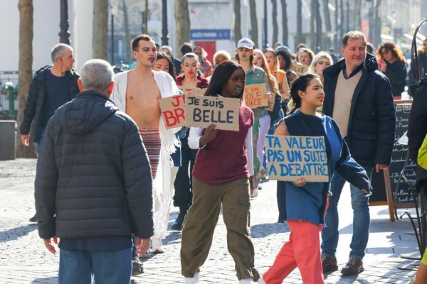 Le rôle pivot des femmes en temps de crises sociales